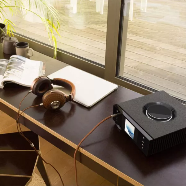 Set Focal Stellia + Naim Uniti Atom Headphone