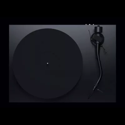 Pro-Ject Debut Pro S Black | Audiophile 30th Anniversary Edition Turntable à Genève | Digistore.ch