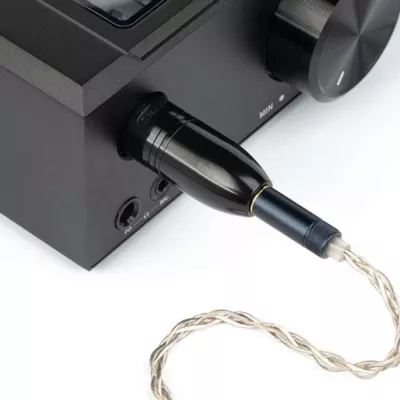 FiiO LX-4.4M | Adaptateur symétrique XLR vers 4.4 mm à Genève | Digistore.ch