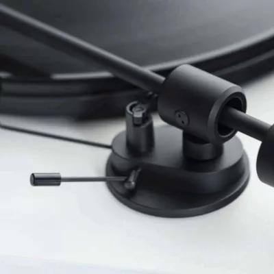 Pro-Ject Primary E Phono (OM NN) | Audiophile Plug & Play turntable with Built-in phono stage à Genève | Digistore.ch