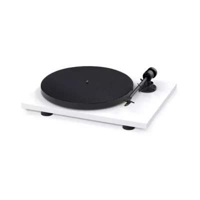 Pro-Ject E1 Phono (OM5e) | Plug & Play Entry Level Turntable with built-in Phono Preamp à Genève | Digistore.ch