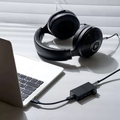 Astell&Kern AK HB1 | DAC USB et Amplificateur de casque Bluetooth à Genève | Digistore.ch