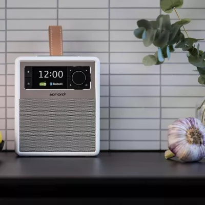 Sonoro Easy Gloss White | Radio Portable pour une Écoute Facile en Déplacement à Genève | Digistore.ch
