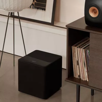 KEF Kube 10 MIE Black | Caisson de Basses Actif à Genève | Digistore.ch